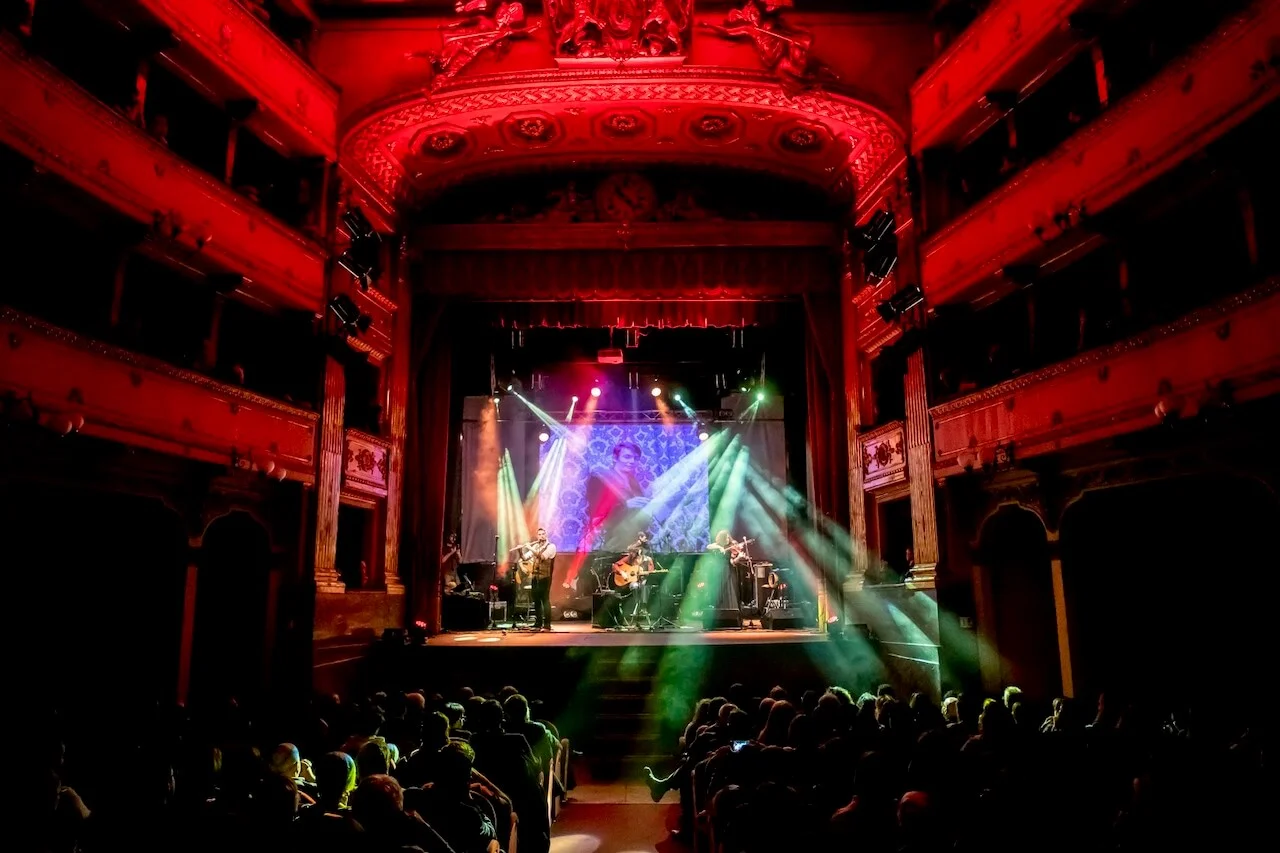 Lou Tapage: folk-rock occitano, non tradizione celtica